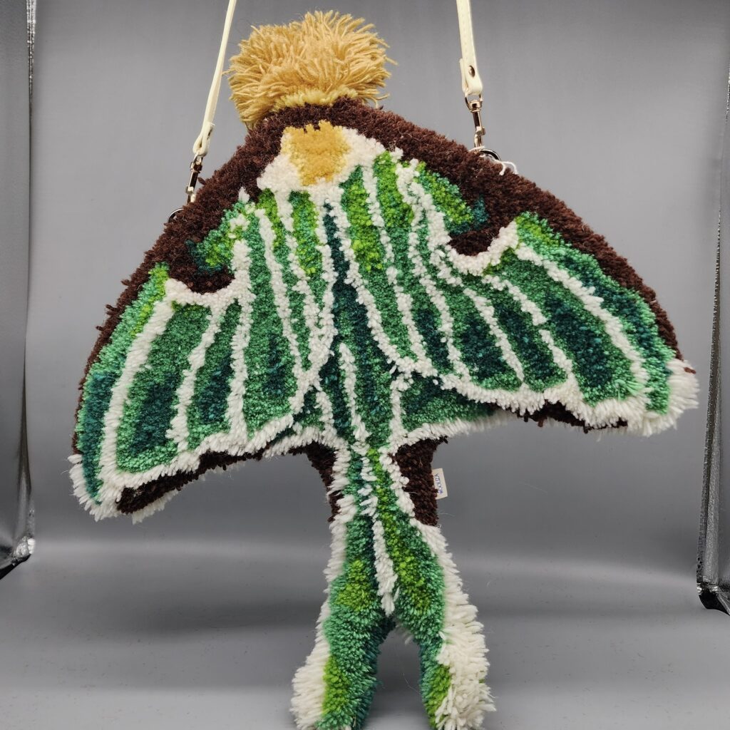 Luna Moth Tufted Bag - Wooliza